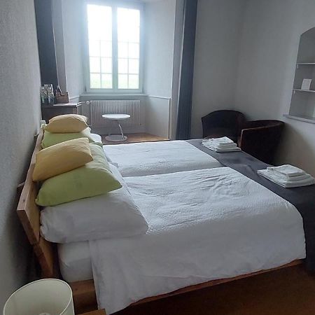 Auberge De Bellelay Restaurant Chez Aron Balde Buitenkant foto