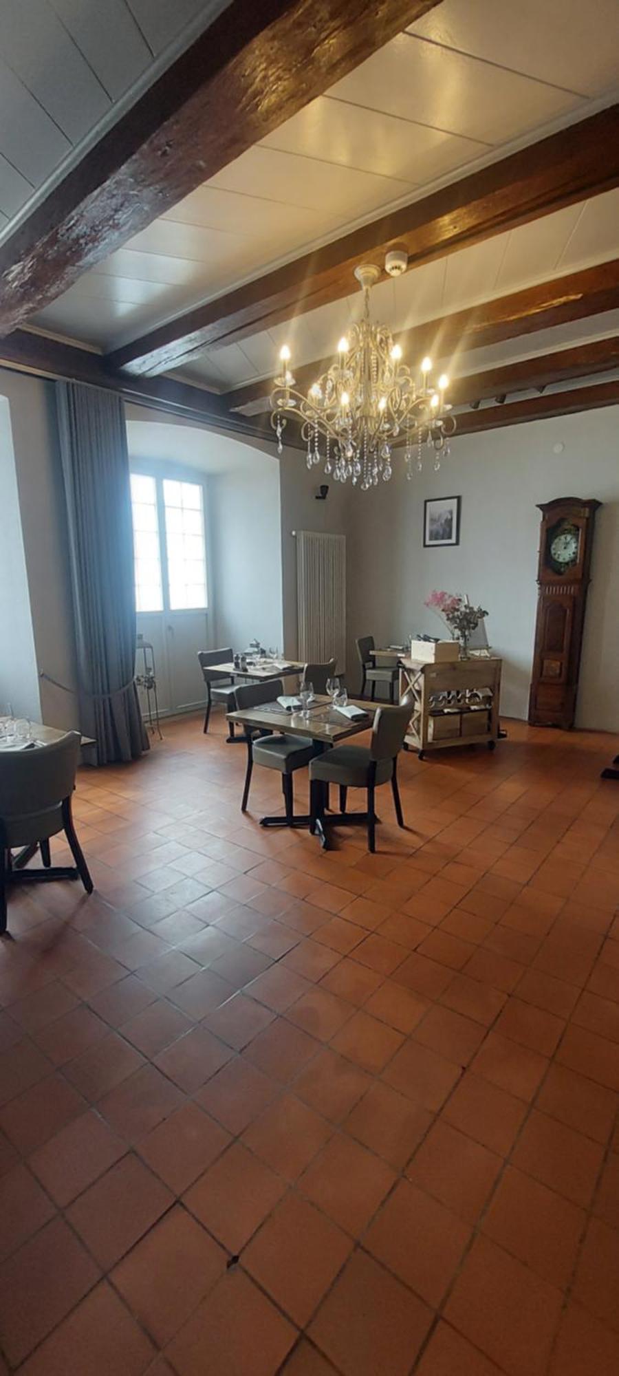 Auberge De Bellelay Restaurant Chez Aron Balde Buitenkant foto